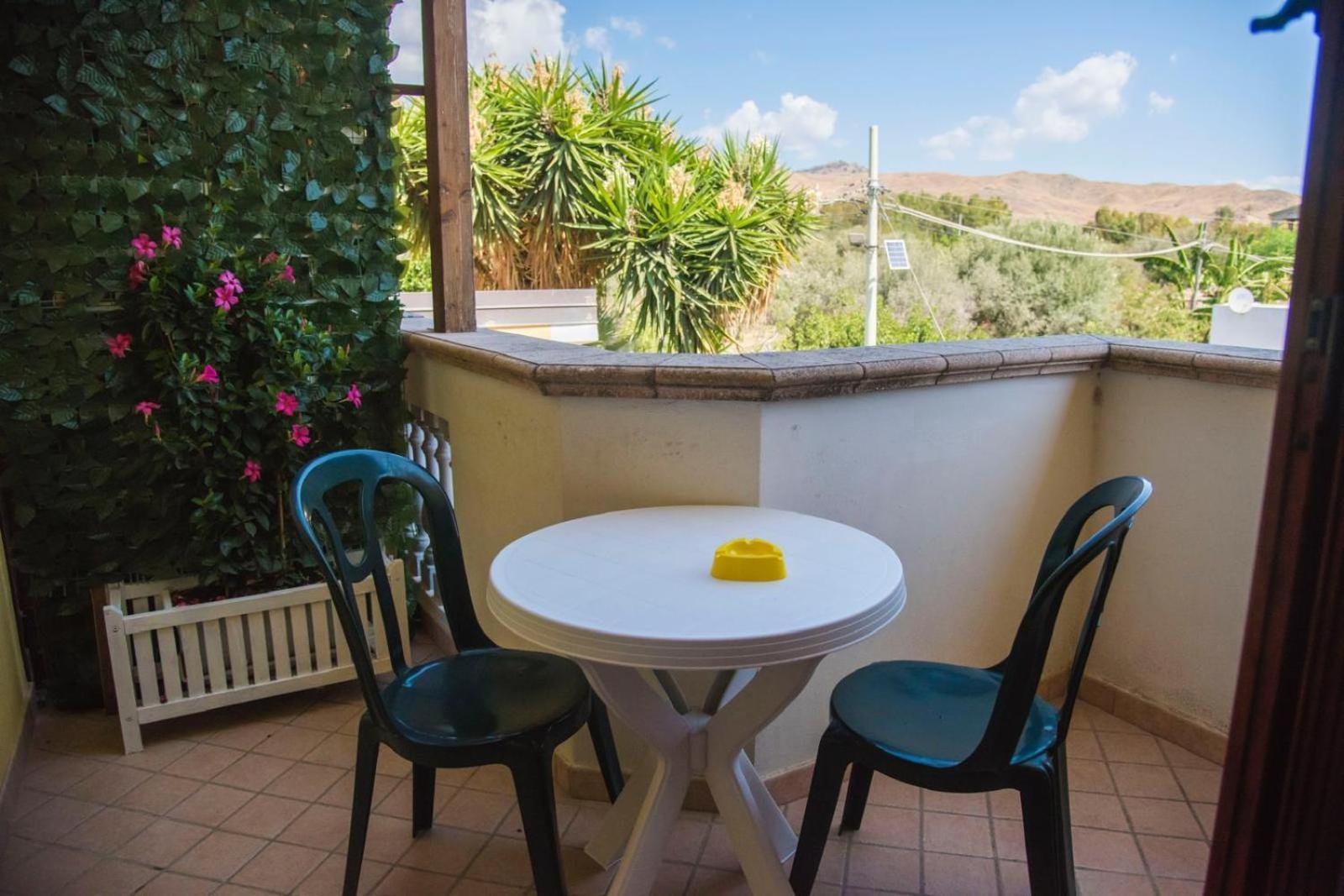 B&B Casa Cosmano Brancaleone Marina Eksteriør billede