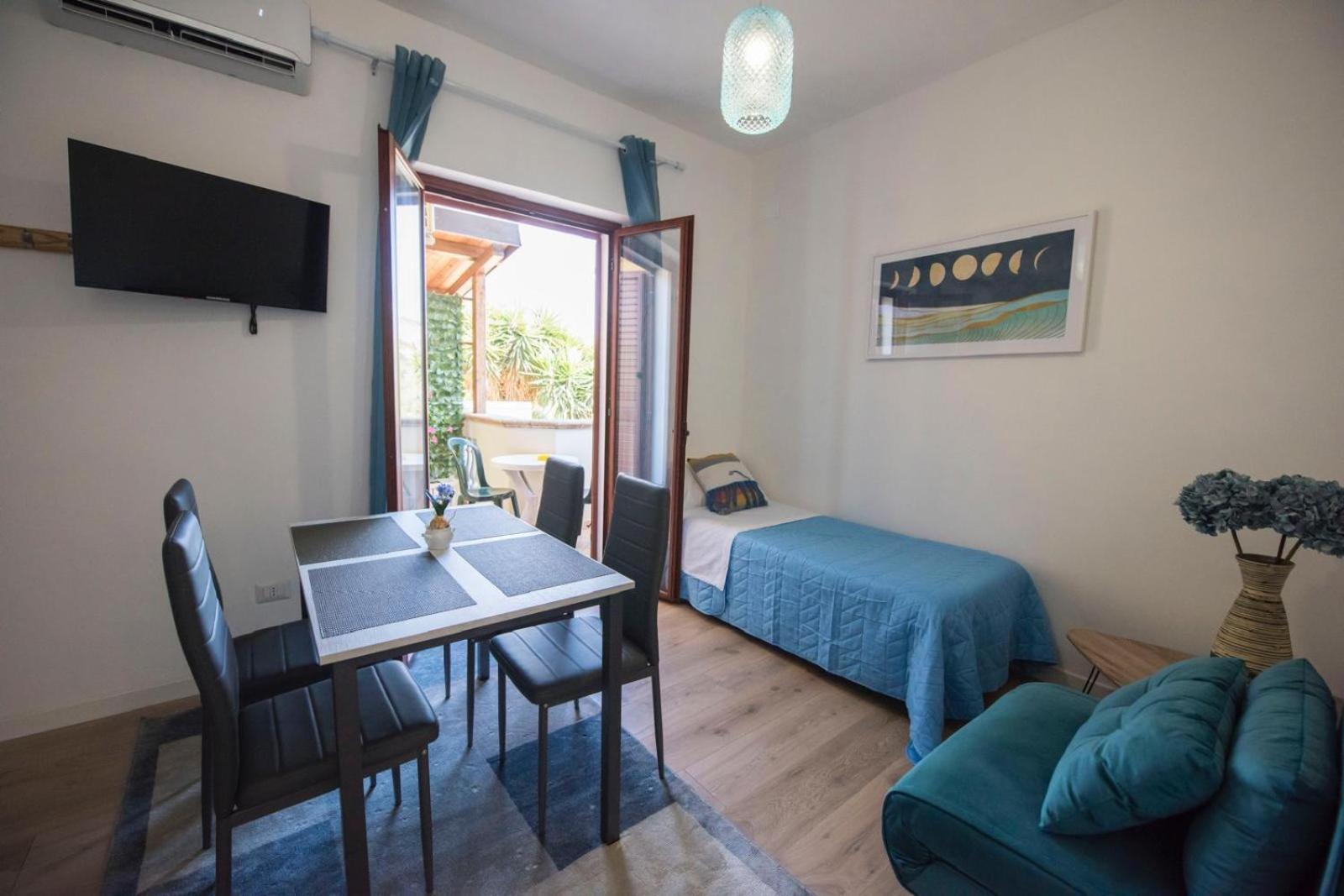 B&B Casa Cosmano Brancaleone Marina Eksteriør billede