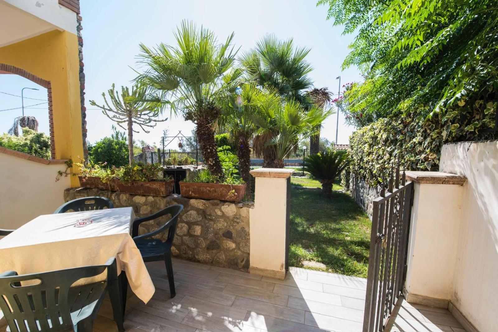 B&B Casa Cosmano Brancaleone Marina Eksteriør billede